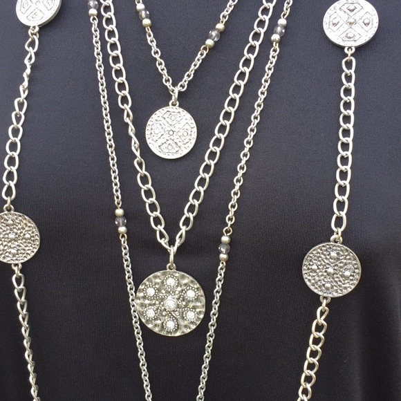 Premier Designs layered silver necklace - Picture 2 of 3